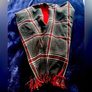 Rachel Zoe one size fits all holiday shawl